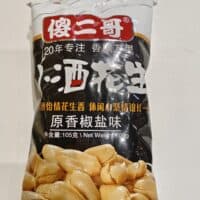 105g 傻二哥 小酒花生 原香椒盐味 peanut salt and pepper flavor